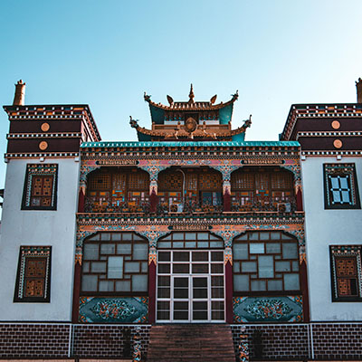 Luxury Travel with a Conscience: Sustainable Options in Lhasa